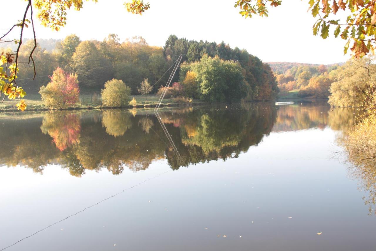 Ferienhaus "Baeren Ecke" Am See Im Bergland Kirchheim  Exterior photo