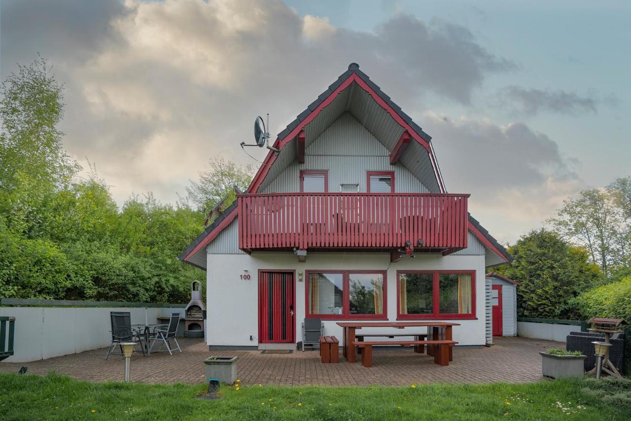 Ferienhaus "Baeren Ecke" Am See Im Bergland Kirchheim  Exterior photo